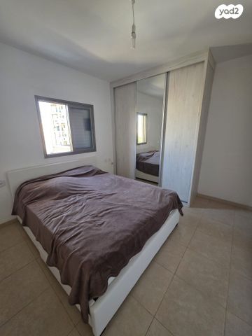 דירה, הזוהר, פתח תקווה