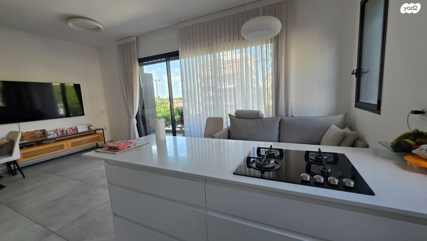 דירה, שדרות ביאליק, הדר, רמת השרון