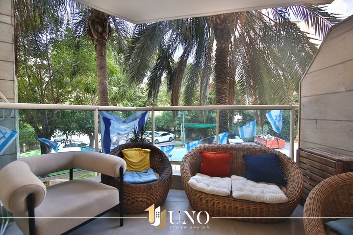 דירת גן, סמטת תמרי 13, נווה גנים, קרית מוצקין