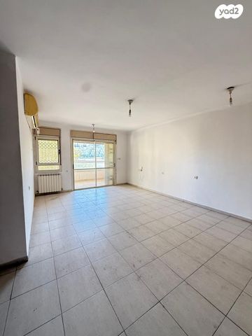 דירה, דוד פלומבו, בית הכרם, רמת בית הכרם, ירושלים