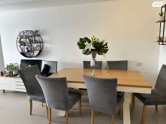 דירה, נחל תנינים, שקמים ואגמים, אשקלון