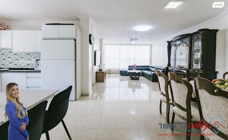 דירה, תותחנים, בת ים