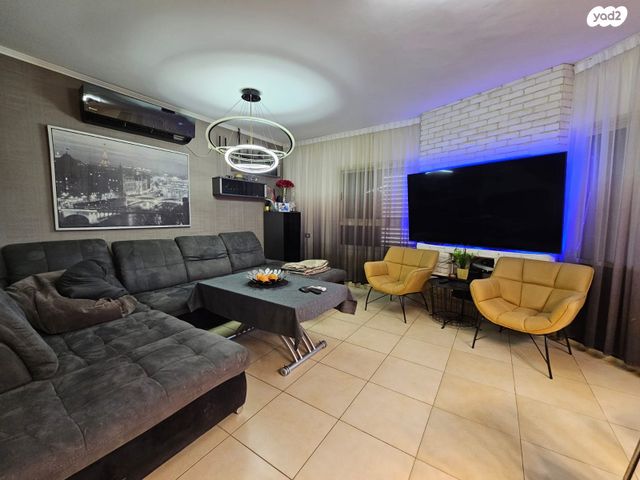 דו משפחתי, יוסף תקוע, רמות, באר שבע