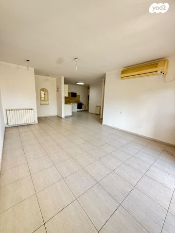 דירה, דוד פלומבו, בית הכרם, רמת בית הכרם, ירושלים