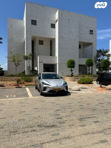 דירה, נחל תנינים, שקמים ואגמים, אשקלון