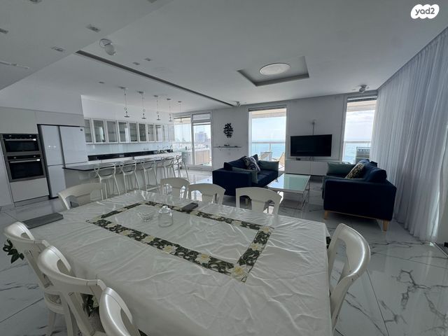 דירה, דוד המלך 8, צפון מערב מרכז העיר, נתניה