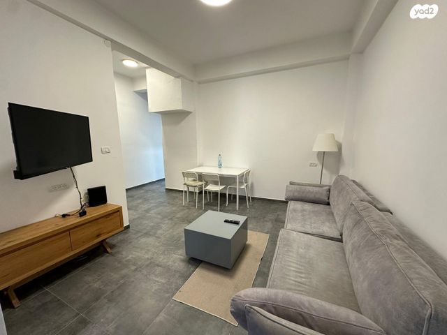 ארלוזורוב 63