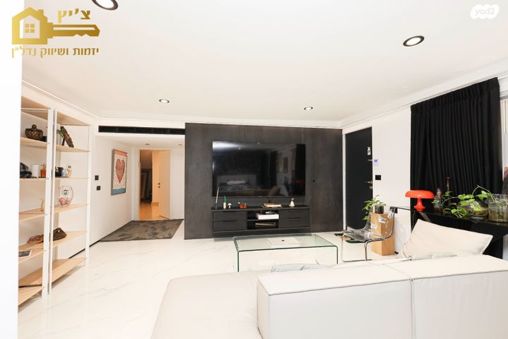 בית פרטי/ קוטג', סביון