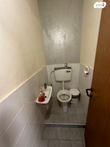 דירה, יהושפט, מרכז העיר, עכו