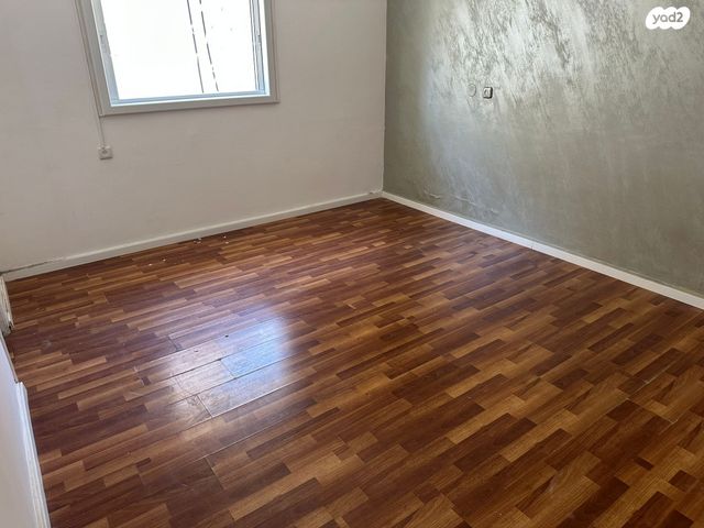 גג/ פנטהאוז, קדמן 20, נווה רמז, חולון