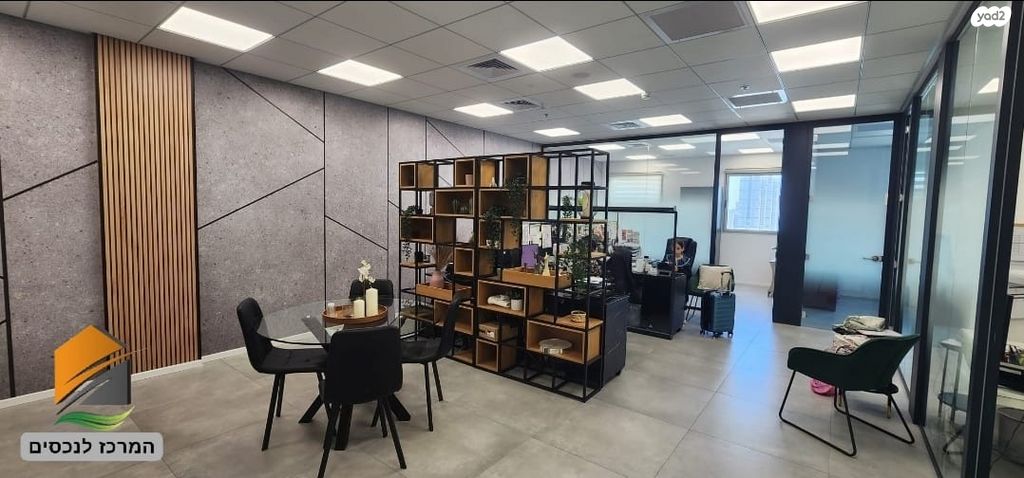 האלוף יעקב פרי 