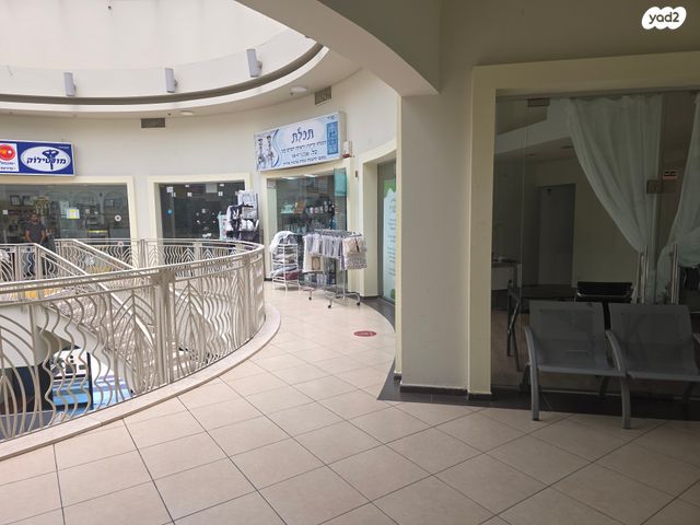 חנויות/ שטח מסחרי, חטיבת גולני, המגינים, מודיעין מכבים רעות