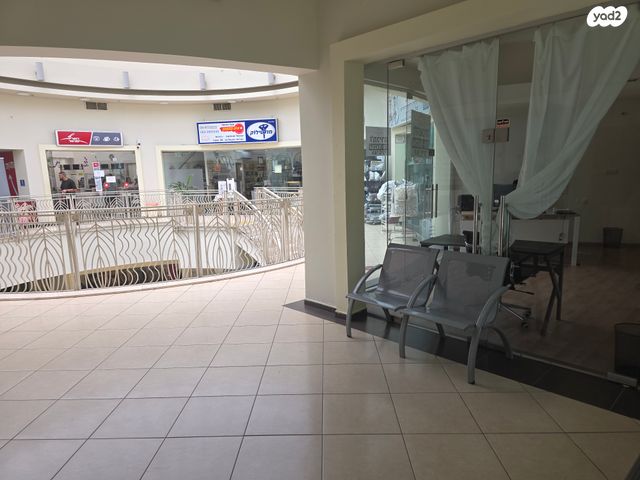 חנויות/ שטח מסחרי, חטיבת גולני, המגינים, מודיעין מכבים רעות