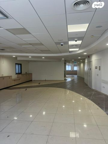 חנויות/ שטח מסחרי, הרב נחום לוין, מרכז העיר, עפולה