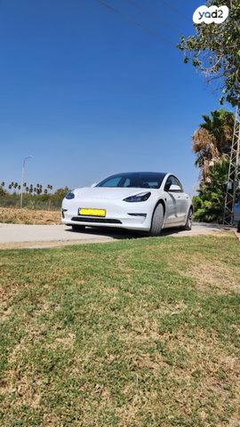 טסלה מודל 3