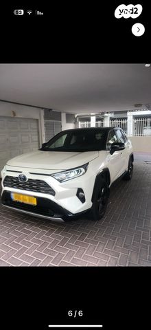 טויוטה RAV4