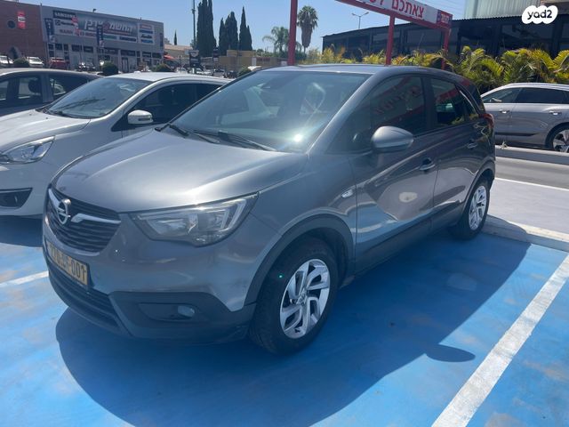 אופל קרוסלנד X