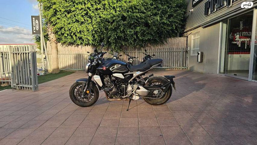 הונדה CB1000R