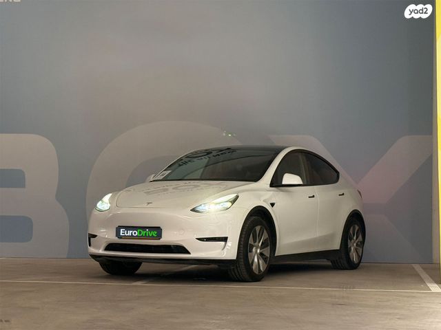 מודעת רכב טסלה מודל Y