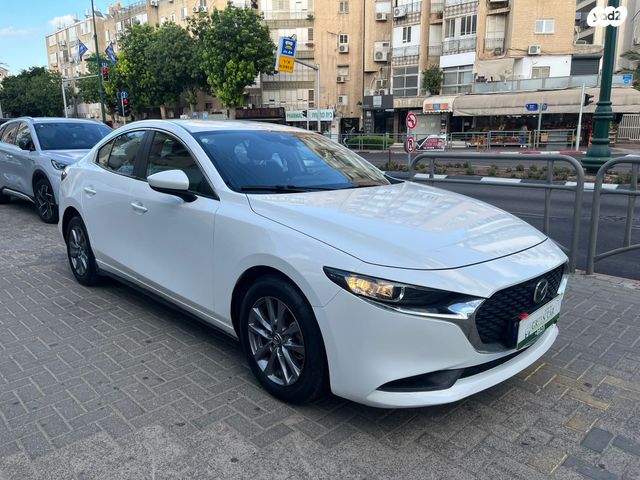 מודעת רכב מאזדה 3 1