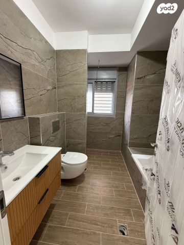 דירה, אפרים שריר 27, גבעת אוסישקין, נהריה