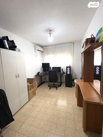 דירה, שרת 21, קרית עמל, קרית טבעון