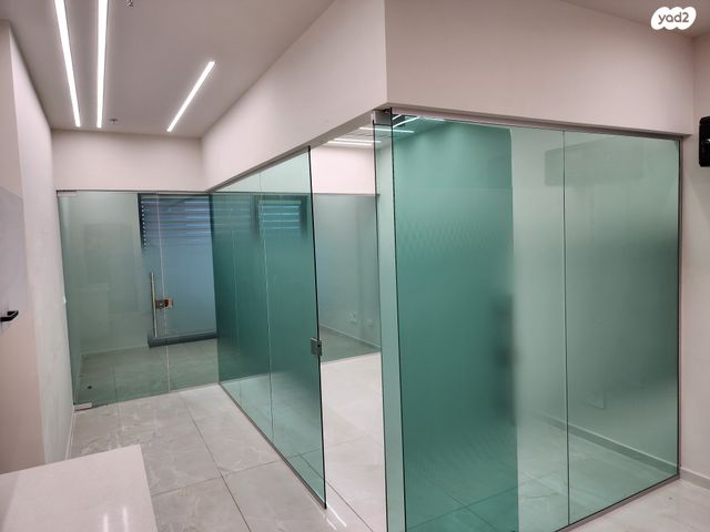 דרך מנחם בגין 58