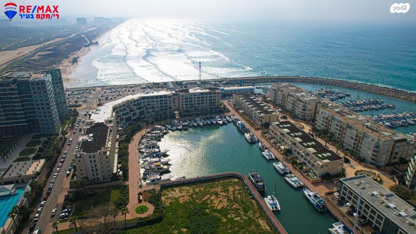 דירת גן, הרצליה