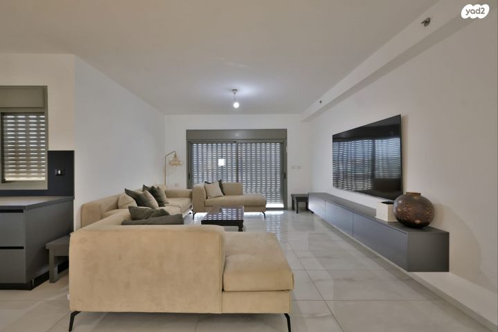 גג/ פנטהאוז, לוי אשכול 7, לב מוצקין, בנה ביתך, קרית מוצקין