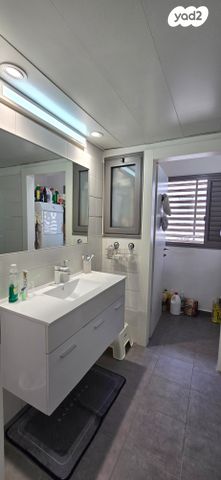 דירה, יצחק רבין 40, קרית רבין, חולון