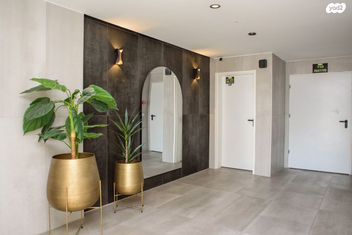 דירת גן, גדרה