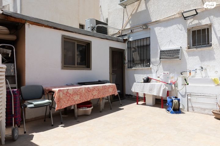 דירת גן, האירוס, נאות הדרים (חבצלת הצעירה), קרית עקרון