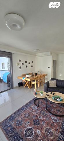 דירה, יצחק רבין 40, קרית רבין, חולון