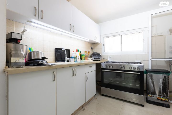 דירת גן, האירוס, נאות הדרים (חבצלת הצעירה), קרית עקרון