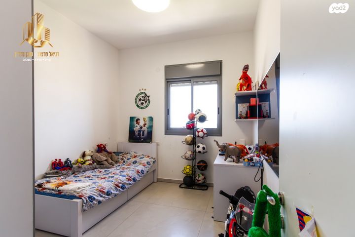 גג/ פנטהאוז, אריק איינשטיין, הכרם ג', עכו