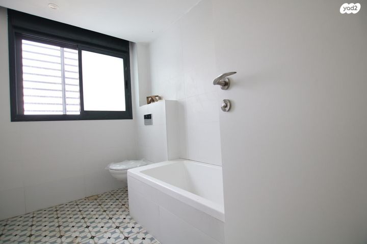 מרכז העיר, סביניה, הוותיקה