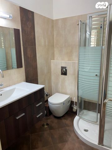 גג/ פנטהאוז, הנביאים 11, רובע י', אשדוד