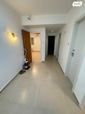 דירת גן, הרב צבאן 42, נתיבות