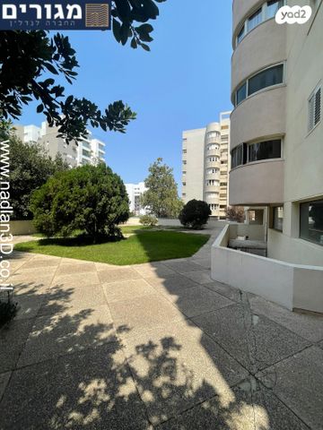 דירה, חיים הזז, סביוני הכרמל, חיפה