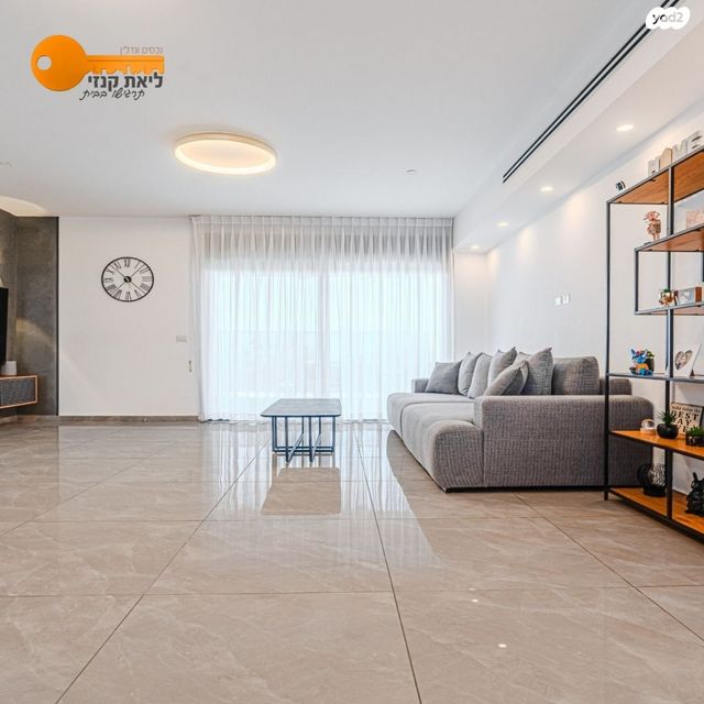 גג/ פנטהאוז, הרימון, קרית גת