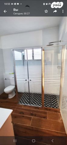 דו משפחתי, שערי תקווה, שערי תקווה