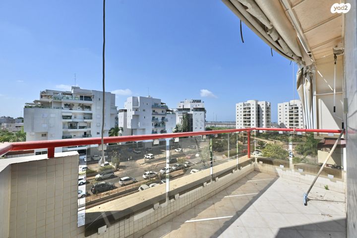 דירה, הגיתית, נאות אשלים, ראשון לציון