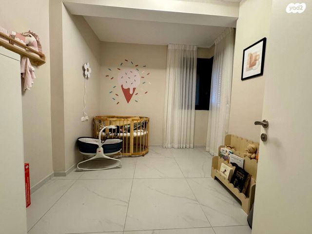 גג/ פנטהאוז, יגאל אלון, מרכז, הרצליה