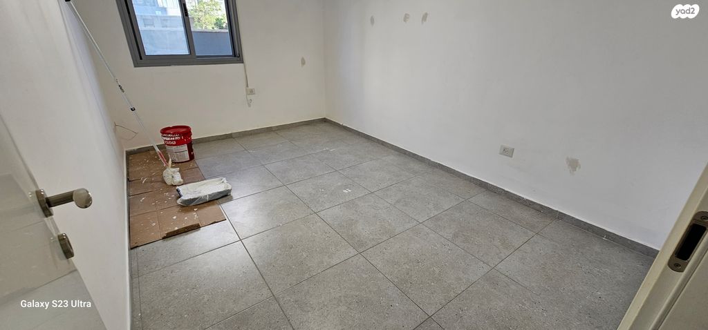 דירת גן, נתיבות