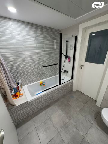 דירה, אברהם מחרז, סנטרל פארק / האצטדיון, באר שבע