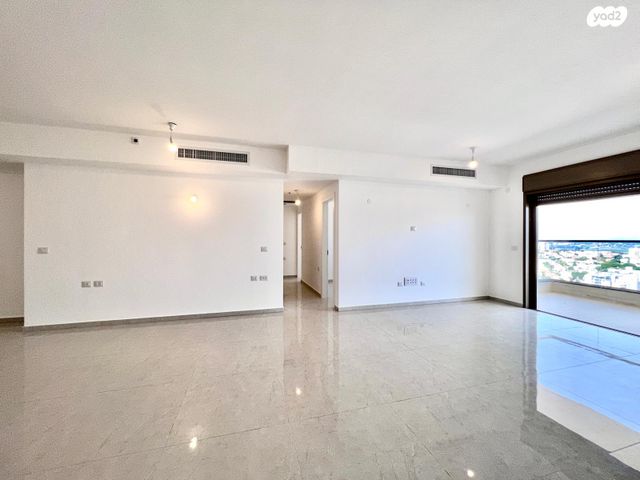 דירה, בורוכוב 3, צפון מערב מרכז העיר, נתניה