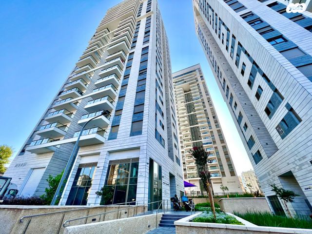 דירה, בורוכוב 3, צפון מערב מרכז העיר, נתניה