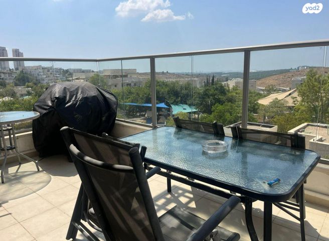 דירה, אלול, הכרמים, מודיעין מכבים רעות