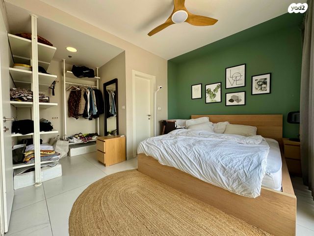 גג/ פנטהאוז, יגאל אלון, מרכז, הרצליה