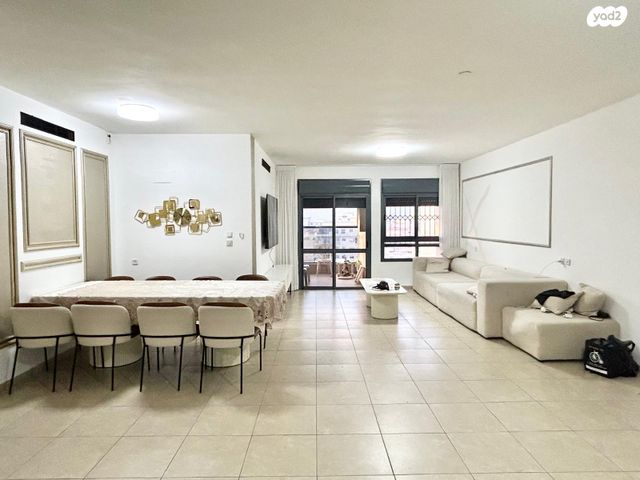 דירה, הולנד, מרכז העיר, עפולה